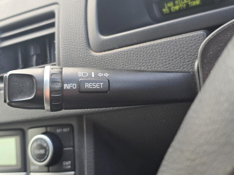 Used Volvo XC90 2010 for sale - 77468555: Photo 22