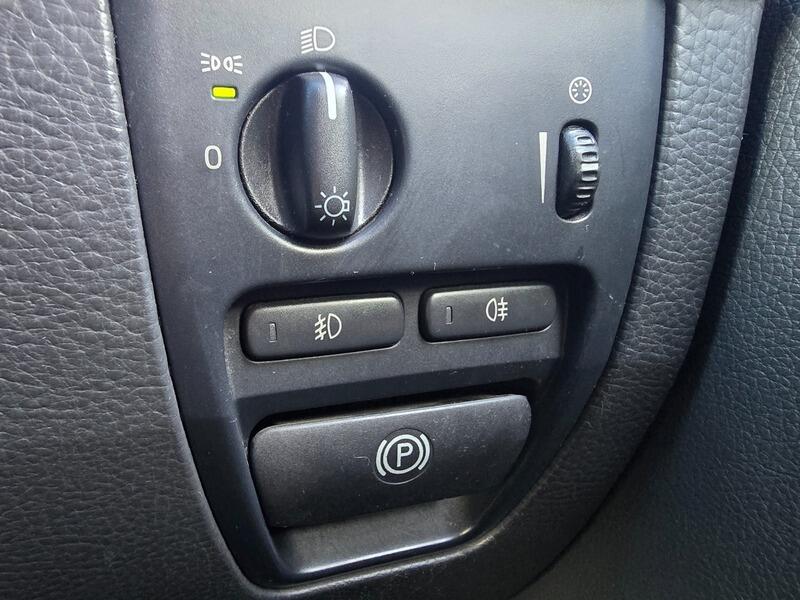 Used Volvo XC90 2010 for sale - 77468555: Photo 29