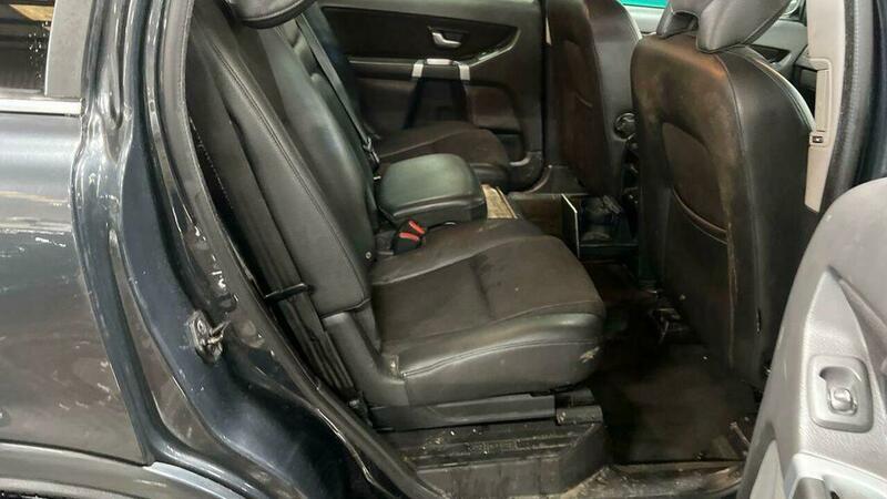 Used Volvo XC90 2010 for sale - 77468555: Photo 9