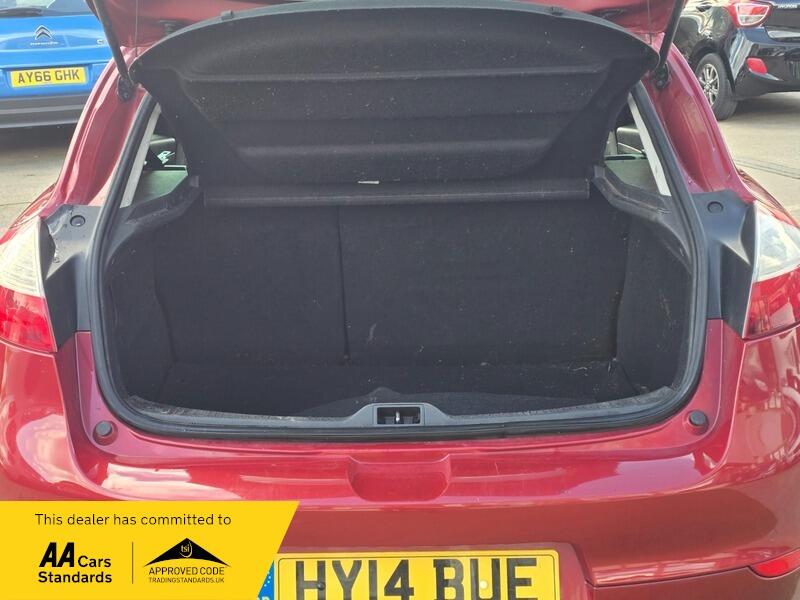 Used Renault Megane 2014 for sale - 78019779: Photo 9