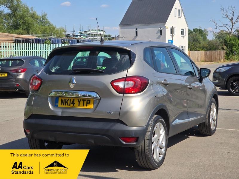 Used Renault Captur 2014 for sale - 76572030: Photo 10