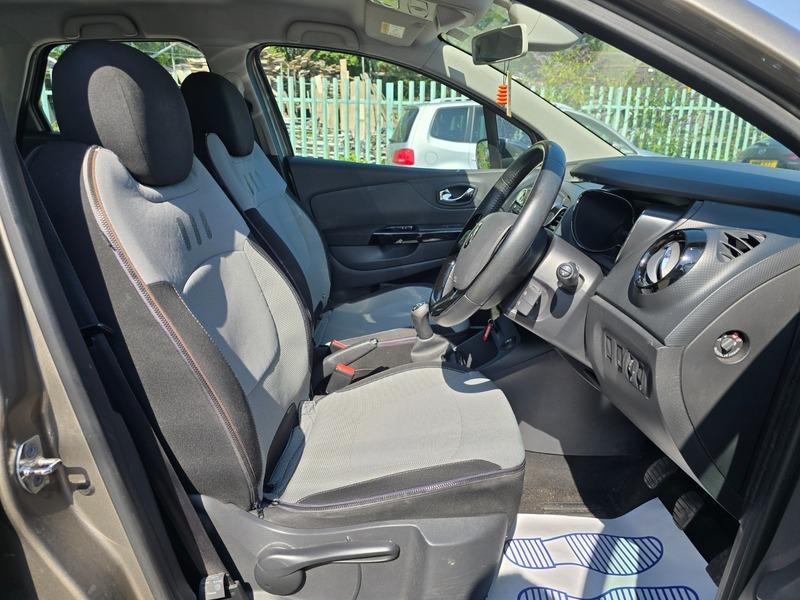 Used Renault Captur 2014 for sale - 76572030: Photo 15