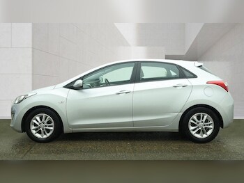 Used Hyundai i30 2015 for sale - 78685130: Photo