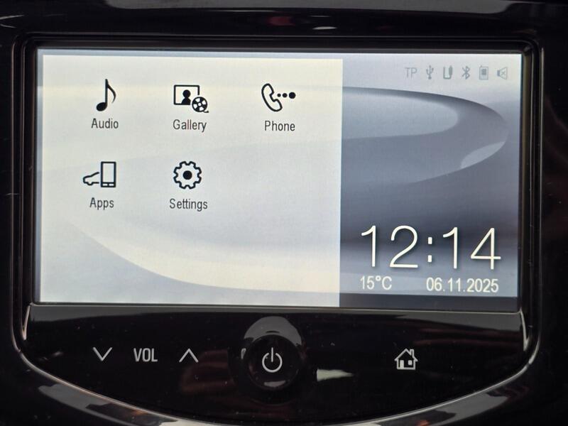 Used Vauxhall ADAM 2015 for sale - 76572970: Photo 32