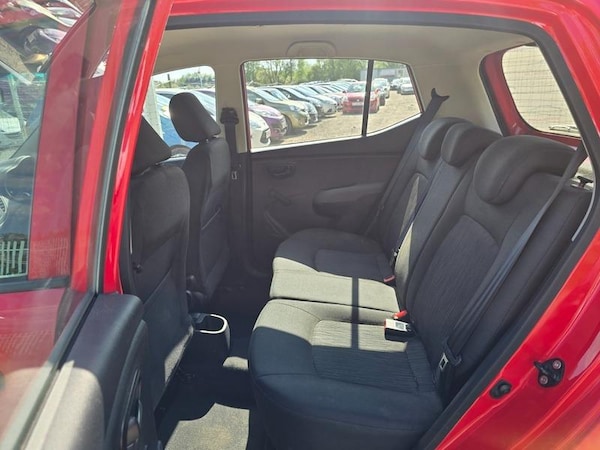 Used Hyundai i10 2012 for sale - 74610883: Photo 27