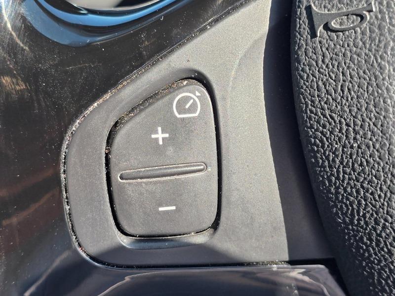 Used Renault Clio 2016 for sale - 76573064: Photo 17