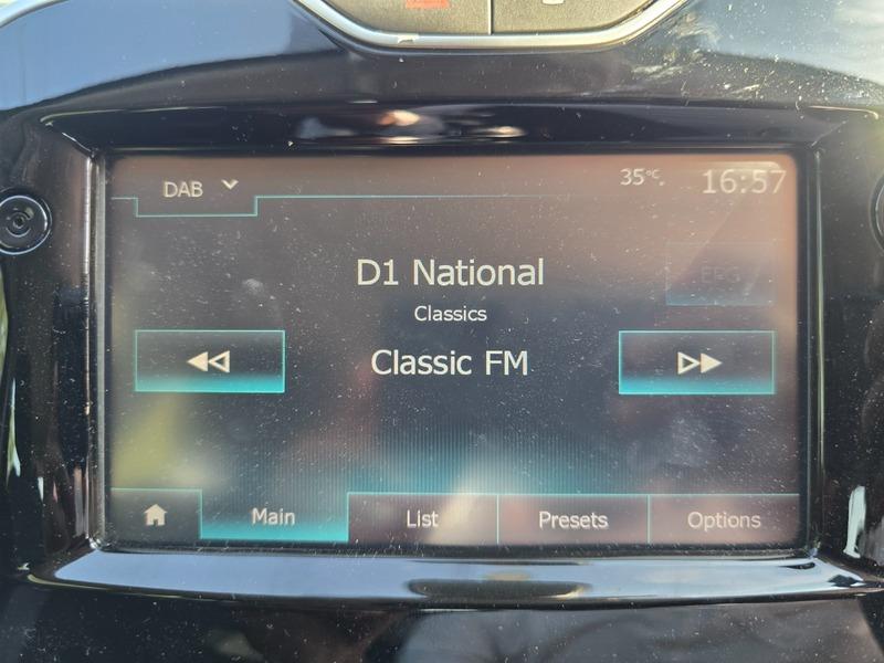 Used Renault Clio 2016 for sale - 76573064: Photo 29