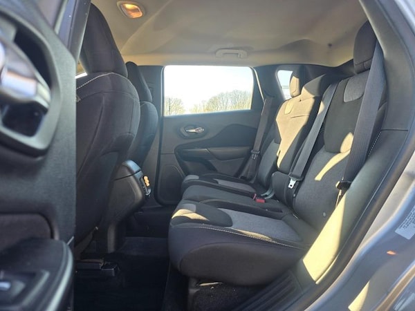 Used Jeep Cherokee 2015 for sale - 72921876: Photo 14