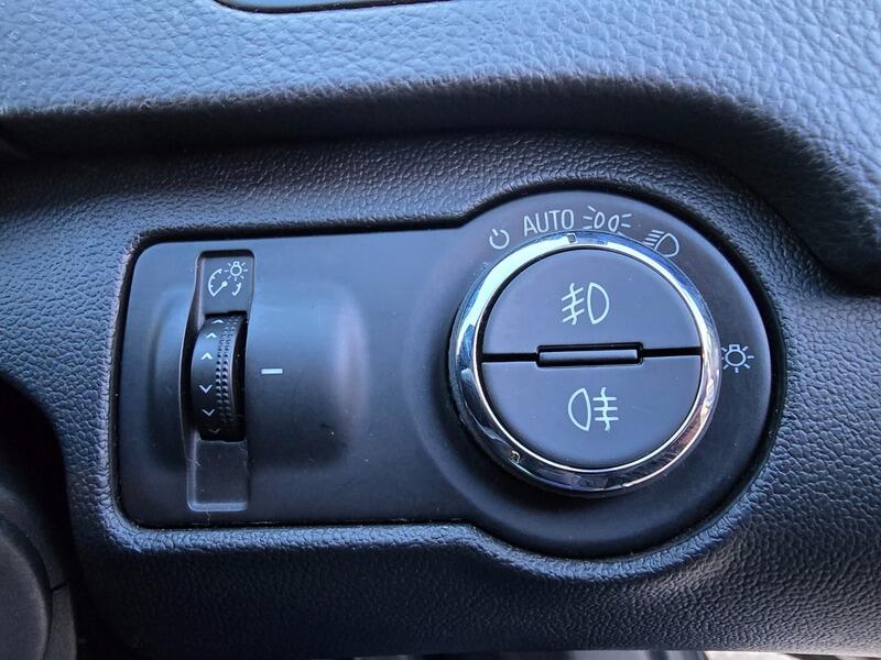 Used Vauxhall Insignia 2015 for sale - 77892625: Photo 25