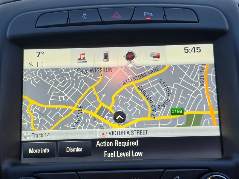 Used Vauxhall Insignia 2015 for sale - 77892625: Photo 3