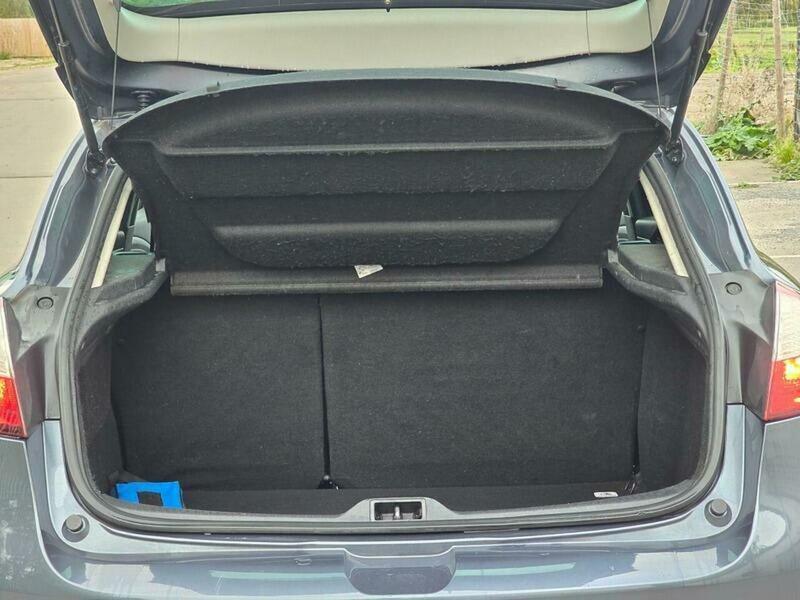 Used Renault Megane 2016 for sale - 77892612: Photo 11