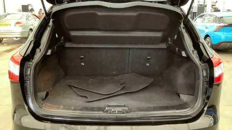 Used Nissan Qashqai for sale - 76728685: Photo 11