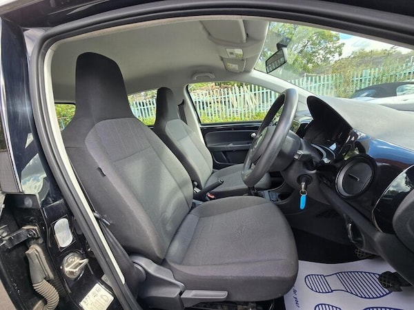 Used Volkswagen up! 2016 for sale - 73532979: Photo 14