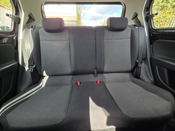 Used Volkswagen up! 2016 for sale - 73532979: Photo 18