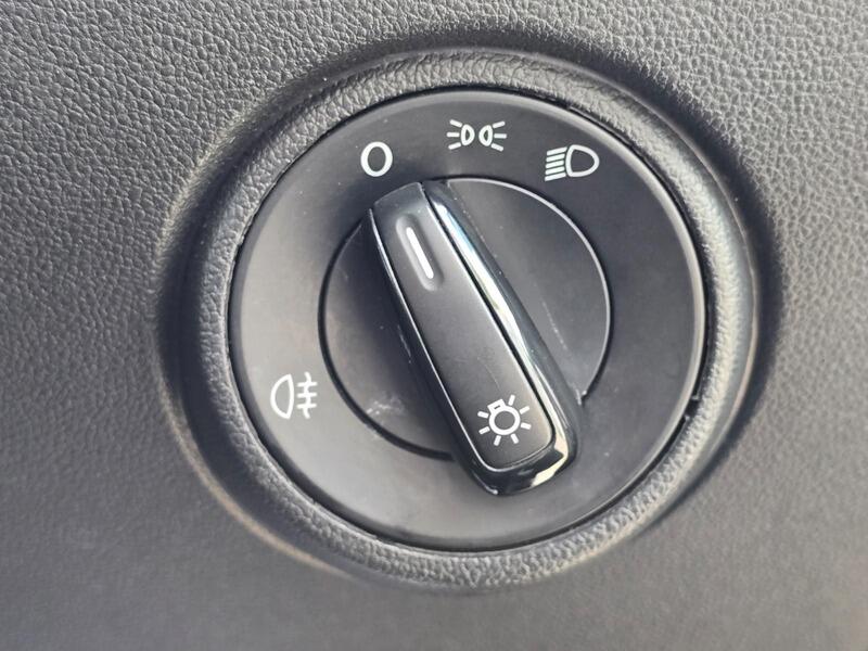 Used Volkswagen up! 2016 for sale - 73532979: Photo 26