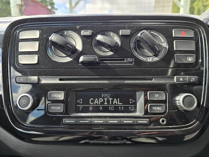 Used Volkswagen up! 2016 for sale - 73532979: Photo 31