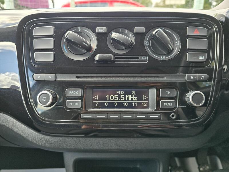 Used Volkswagen up! 2016 for sale - 73532979: Photo 32