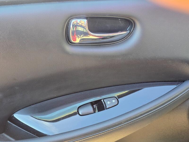 Used Nissan Leaf 2017 for sale - 78072702: Photo 19