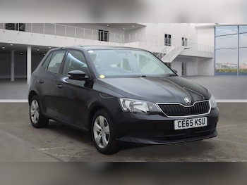 Used Skoda Fabia 2015 for sale - 77291273: Photo
