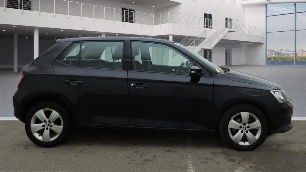 Used Skoda Fabia 2015 for sale - 77291273: Photo 4