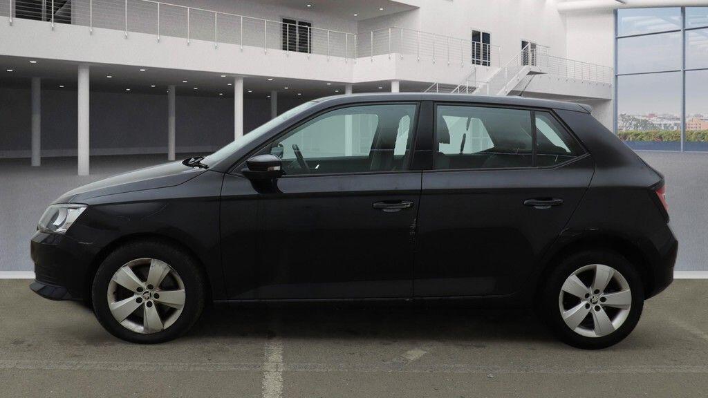 Used Skoda Fabia 2015 for sale - 77291273: Photo 5