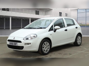 Used Fiat Punto 2017 for sale - 77882908: Photo