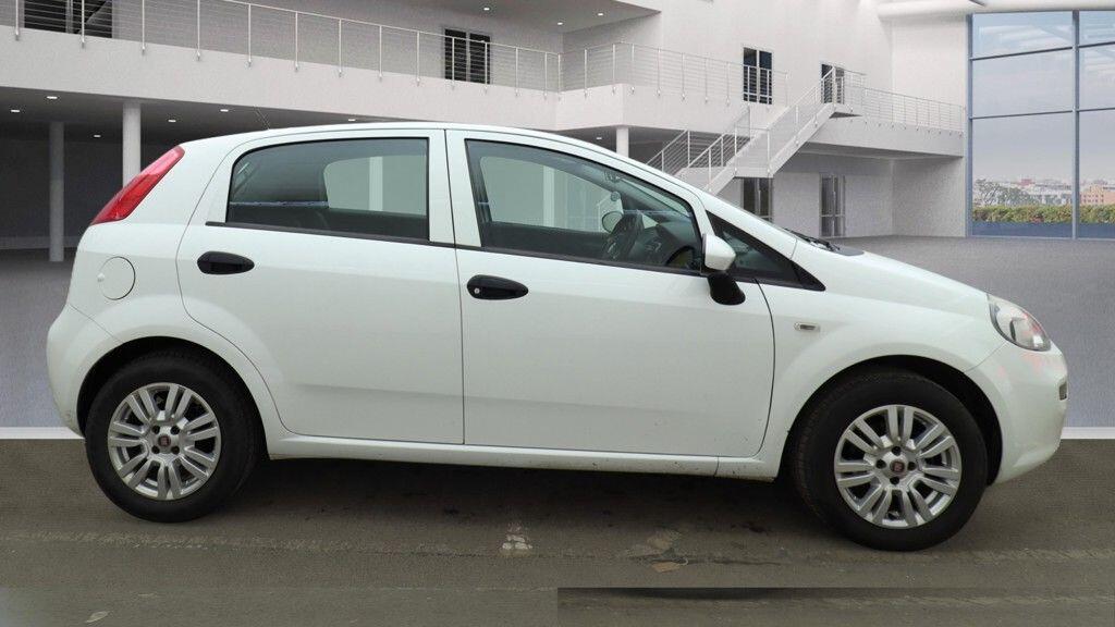 Used Fiat Punto 2017 for sale - 77882908: Photo 6