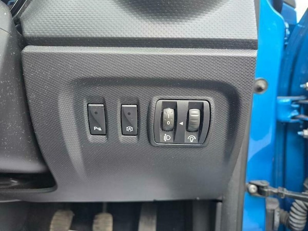 Used Renault Captur 2015 for sale - 74564183: Photo 20