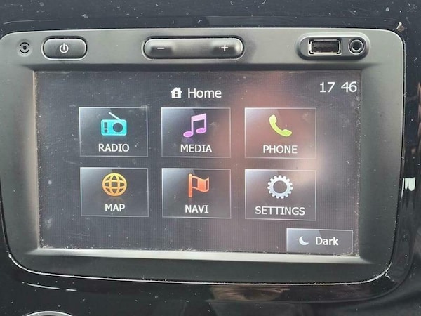 Used Renault Captur 2015 for sale - 74564183: Photo 30