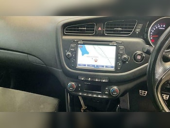 Used Kia Ceed 2015 for sale - 76743559: Photo