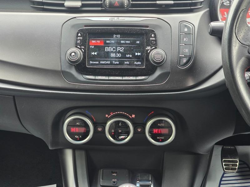 Used Alfa Romeo Giulietta 2014 for sale - 77883401: Photo 25