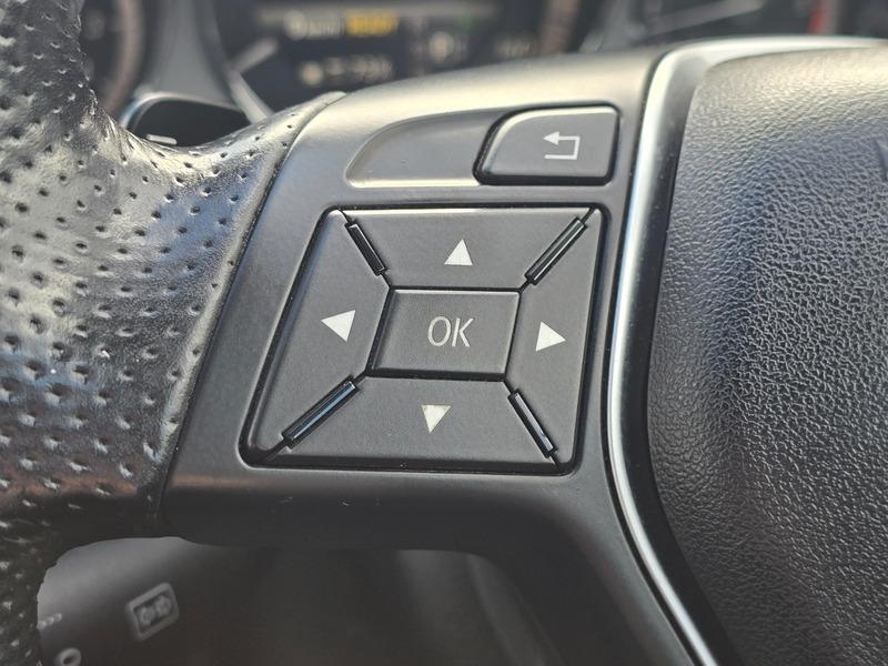 Used Mercedes-Benz E Class 2013 for sale - 78062848: Photo 25