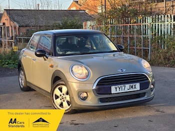 Used MINI Hatch 2017 for sale - 76765932: Photo