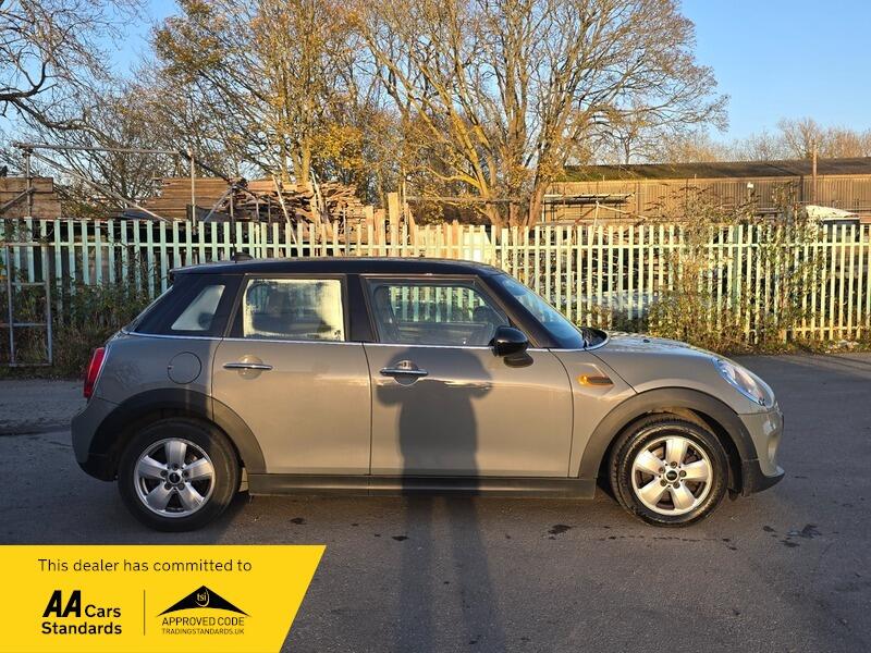 Used MINI Hatch 2017 for sale - 76765932: Photo 7
