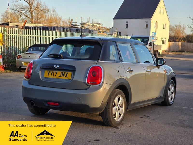 Used MINI Hatch 2017 for sale - 76765932: Photo 9