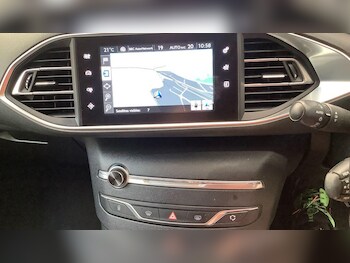Used Peugeot 308 2015 for sale - 78462134: Photo