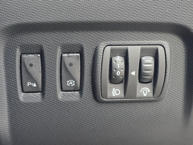 Used Renault Captur 2013 for sale - 76572691: Photo 24