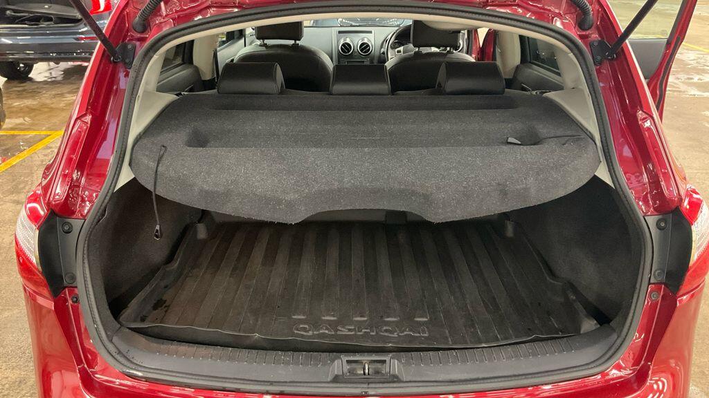 Used Nissan Qashqai 2013 for sale - 77351747: Photo 11