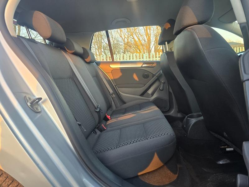 Used Volkswagen Golf 2009 for sale - 76001047: Photo 12