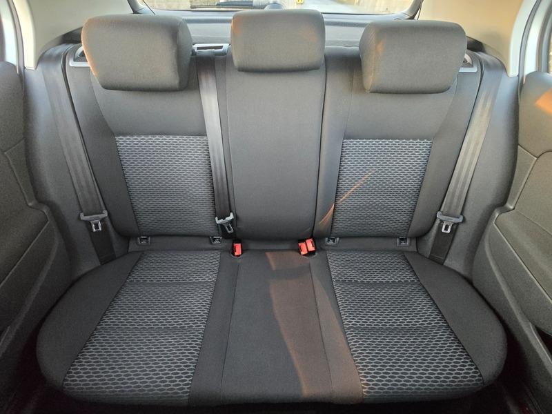 Used Volkswagen Golf 2009 for sale - 76001047: Photo 16