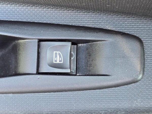 Used Renault Captur 2014 for sale - 75199235: Photo 38