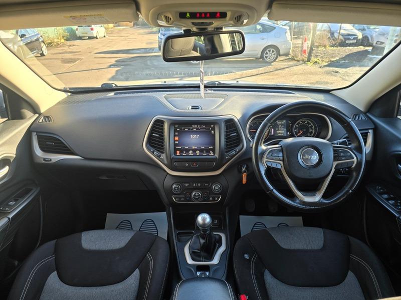 Used Jeep Cherokee 2015 for sale - 77892147: Photo 17