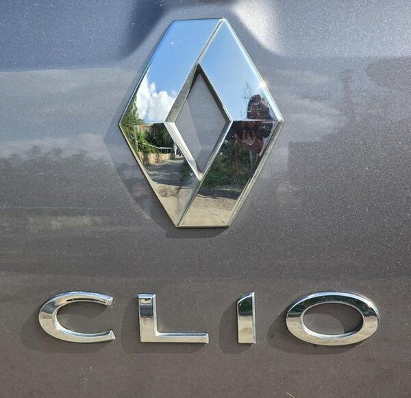 Used Renault Clio 2015 for sale - 75670622: Photo 11