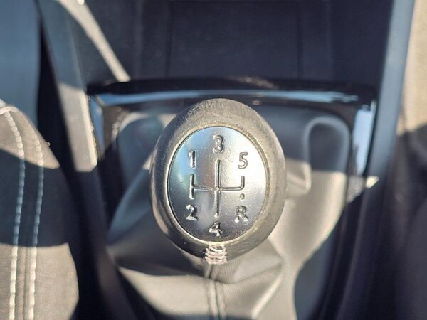 Used Renault Clio 2015 for sale - 75670622: Photo 37