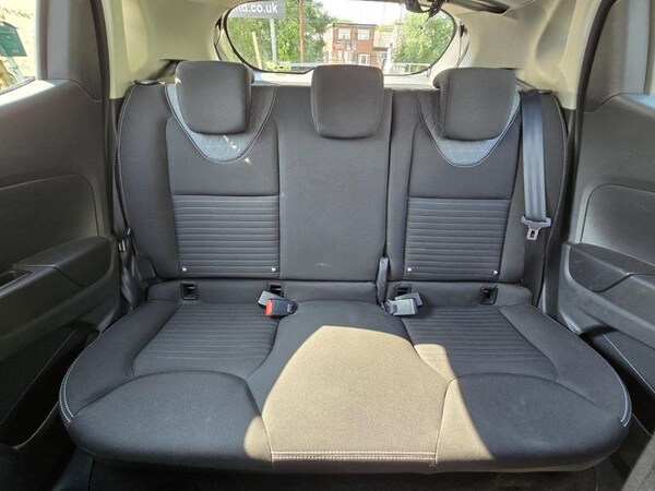 Used Renault Clio 2015 for sale - 75670622: Photo 51