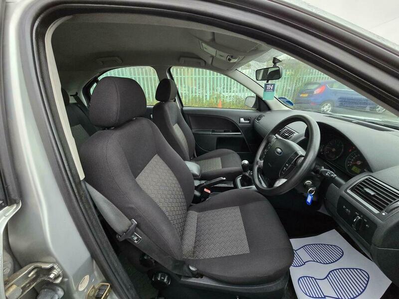 Used Ford Mondeo 2005 for sale - 76584076: Photo 12