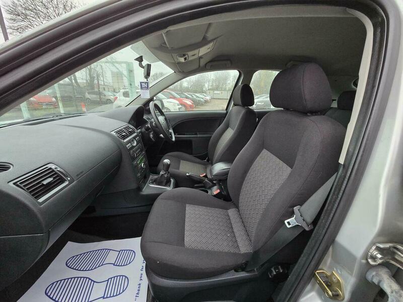 Used Ford Mondeo 2005 for sale - 76584076: Photo 13