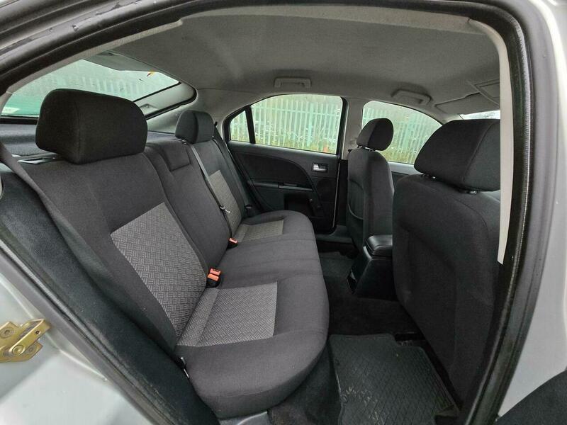Used Ford Mondeo 2005 for sale - 76584076: Photo 17