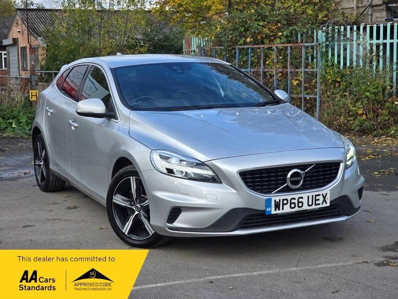 Used Volvo V40 2016 for sale - 76227111: Photo 1