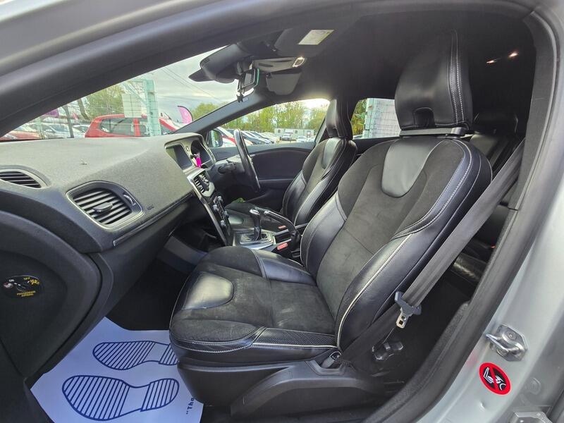 Used Volvo V40 2016 for sale - 76227111: Photo 16